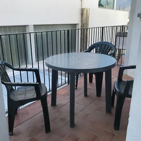 La Musclera L5, Aprop De La Platja Del Pas * El Port De La Selva